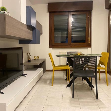 Il Principio - Zona Fiera E Policlinico Apartment ปอร์เดโนเน ภายนอก รูปภาพ